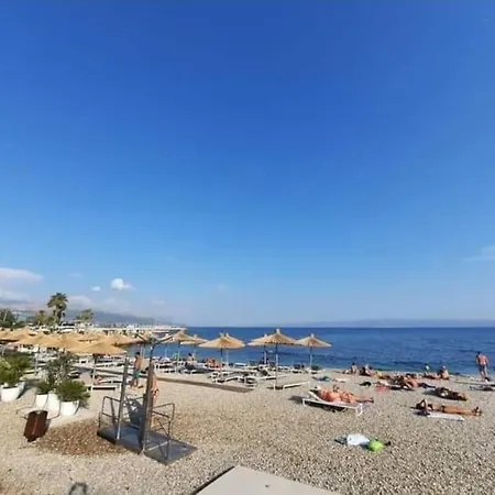 Bright And Colourful Apartment Luce -Sandy Beach Split Exterior photo